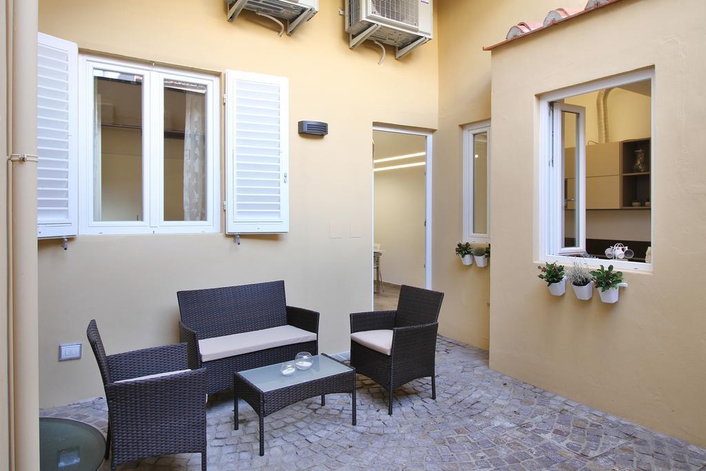 Meadow Forty-Five - Sweet Dreams In Florencia Exterior foto